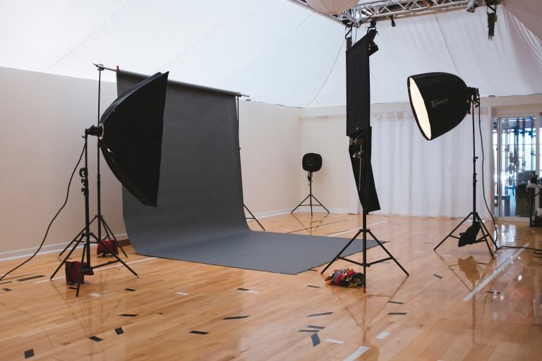 Building A Basic Camera Kit For Photography - ShutterRelease