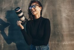 what do photographers wear
