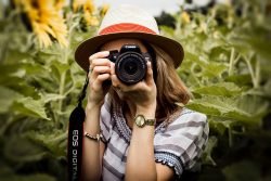 Do DSLR Cameras Have Digital Zoom